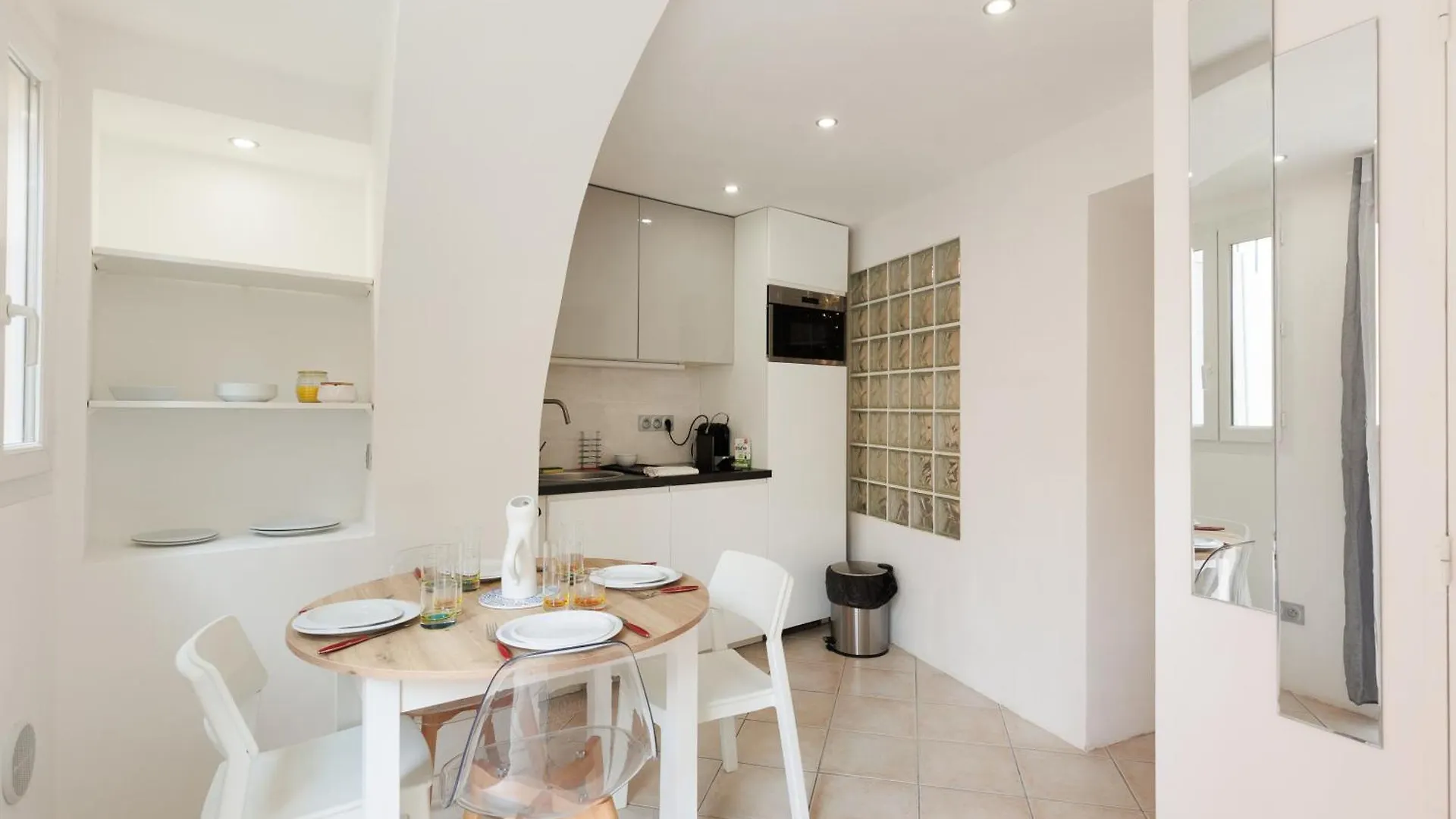 Immogroom - Charmant Logement A 2 Pas Du Port Cannes Frankrike